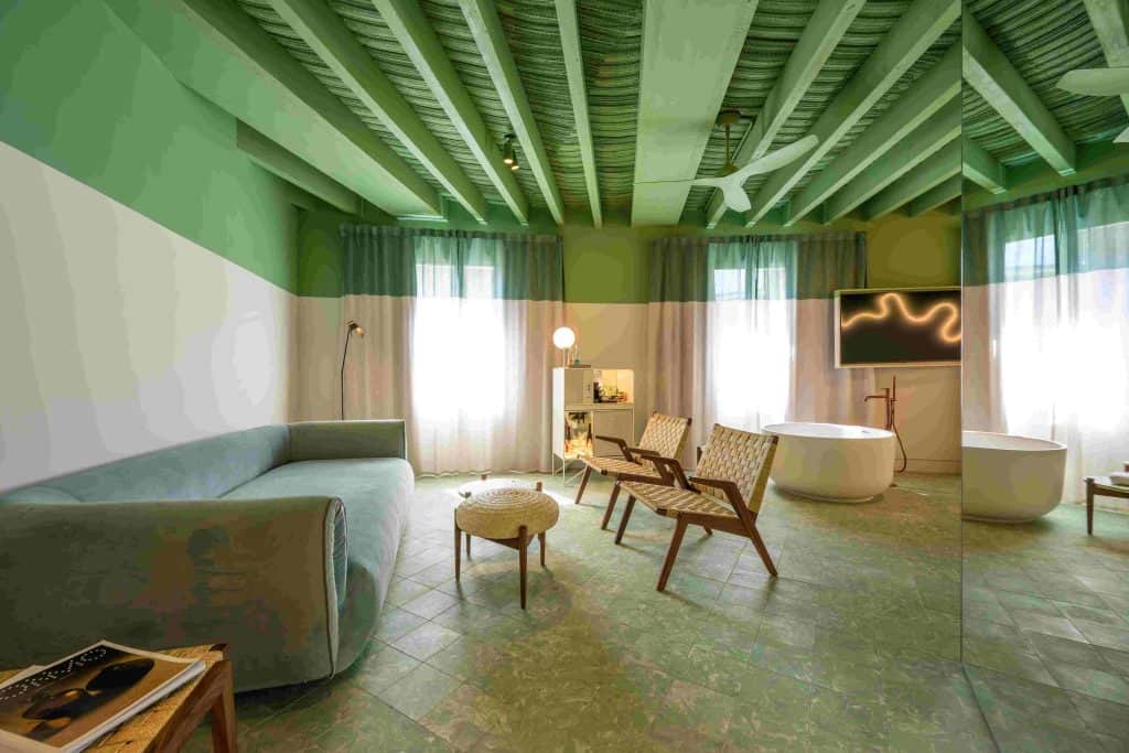 Una de las habitaciones del Terreno Barrio Hotel